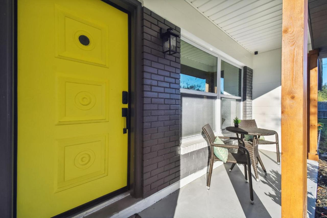 Plush Sheets, Games!, Huge Backyard, Massage Chair Tampa Eksteriør billede